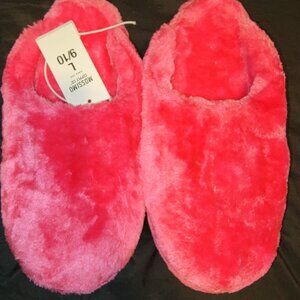 Mossimo large hot pink Scuff slippers 9-10 fluffy soft new ladies